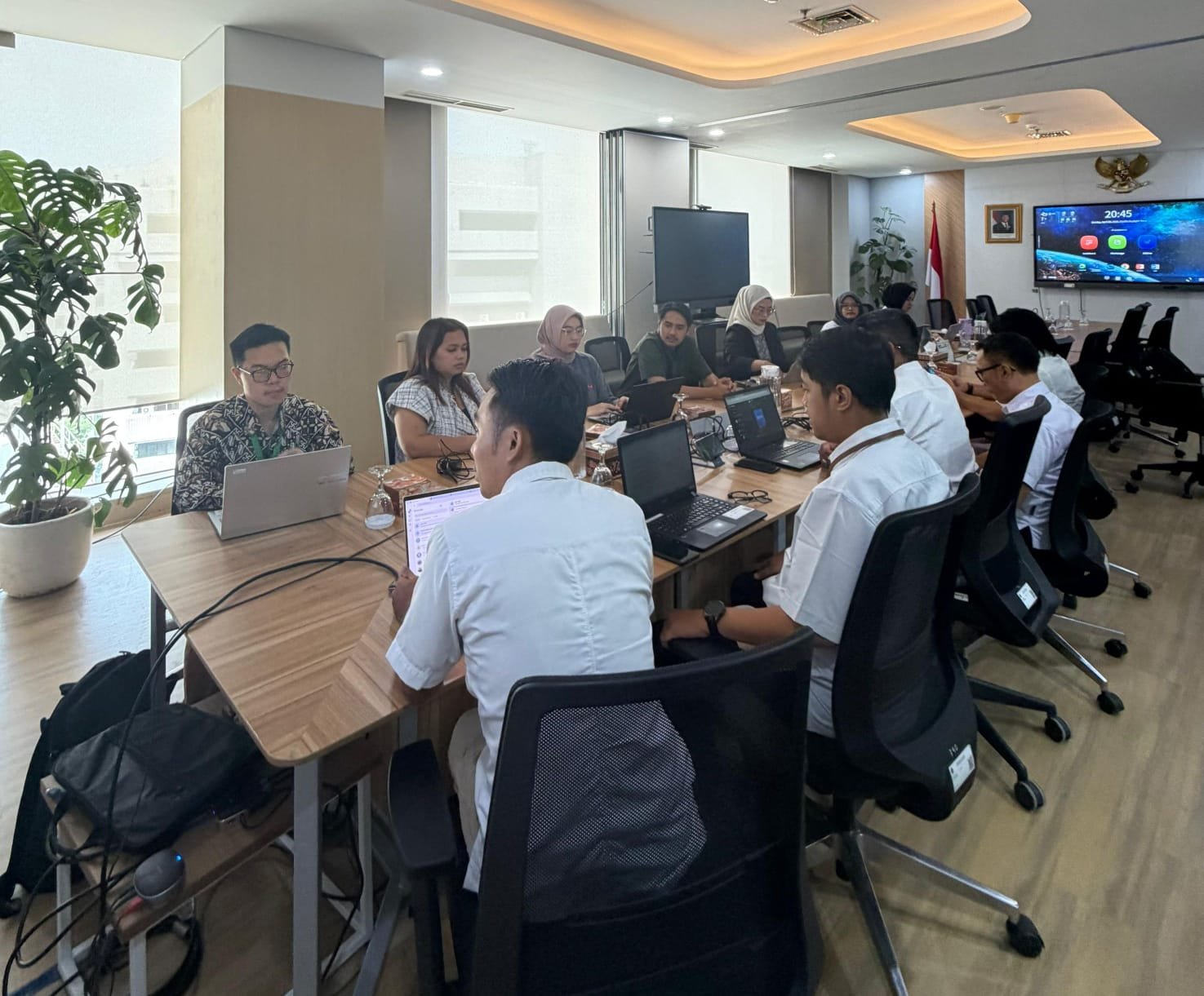 Rapat Tindak Lanjut Pembinaan Akomodasi Non Resmi dengan Reddoorz